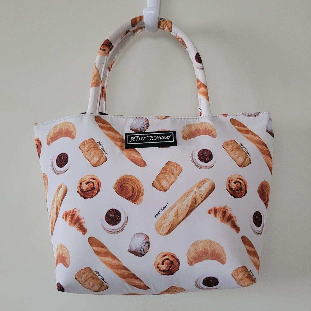 Betsy Johnson Isulated Lunch Tote with Pastry Print